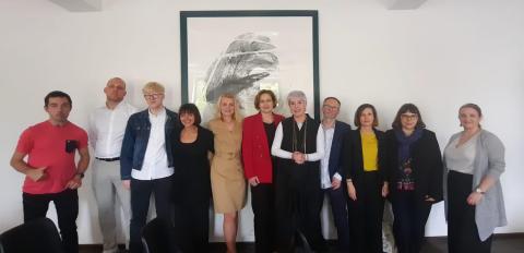 zbiorowe zdjęcie uczestników konferencji 